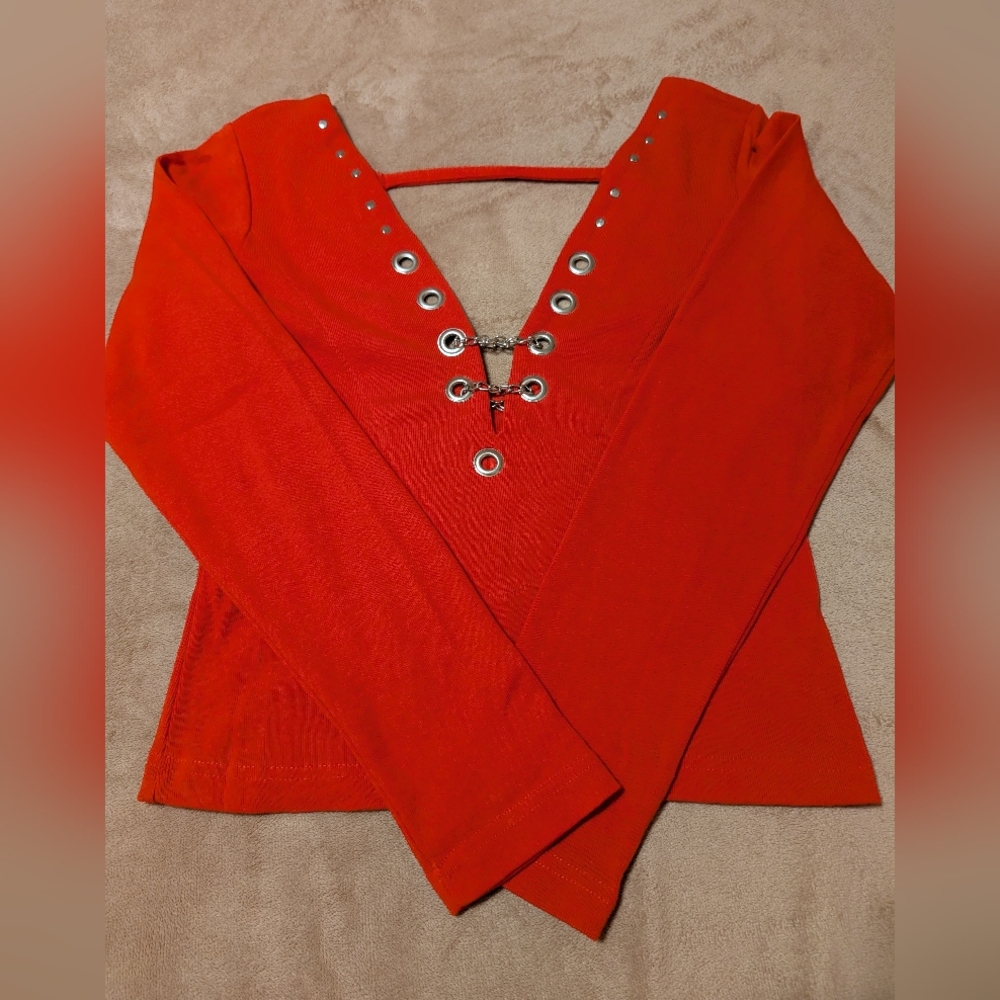 Red Cotton - Chrome Grommets & ⛓️‍💥 Long Sleeve Top - Picture 3 of 13